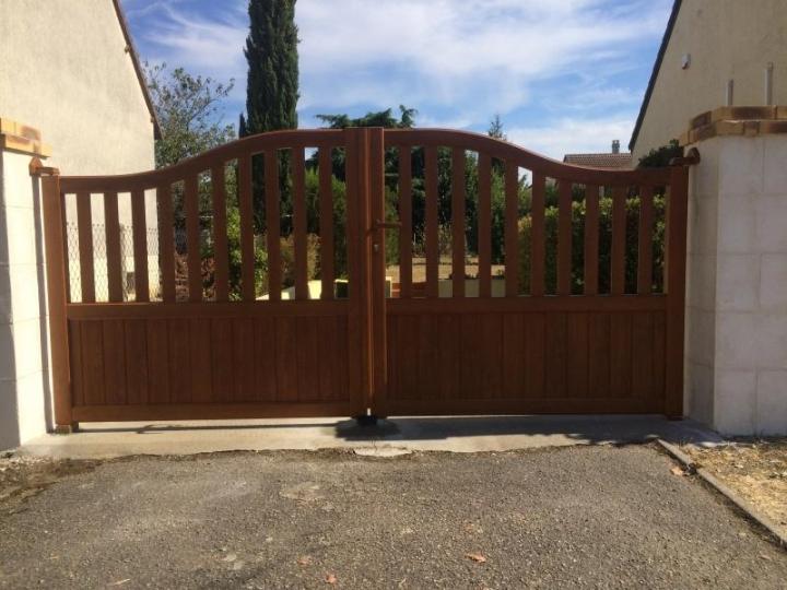 Installation porte de garage Dun-sur-Auron 