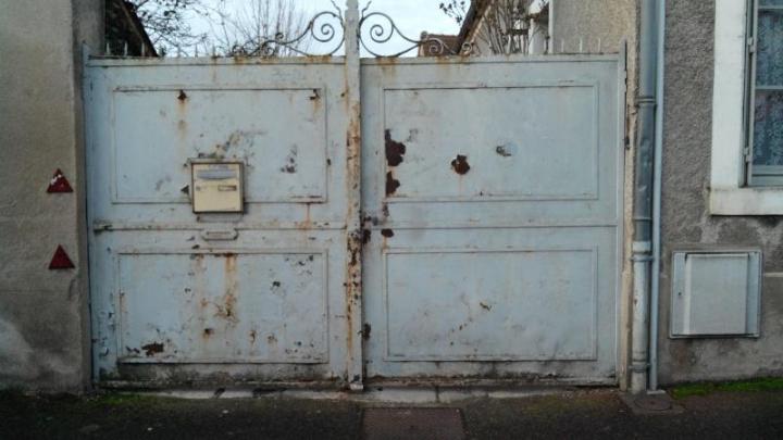 Installation porte de garage Dun-sur-Auron 