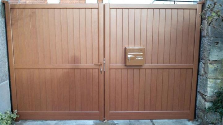 Installation porte de garage Dun-sur-Auron 